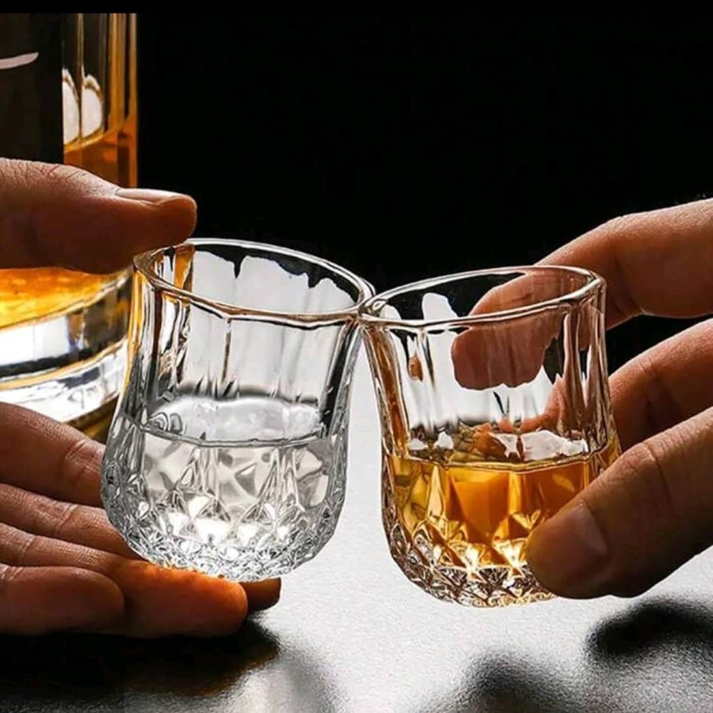 Set de 6 vasos pequeños de licor